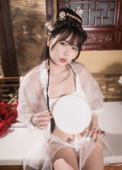 国产精品久久久久久久久银杏_1080最新电影在线观看