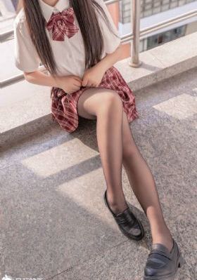 色噜噜狠狼综合在线视频_1080电影在线看