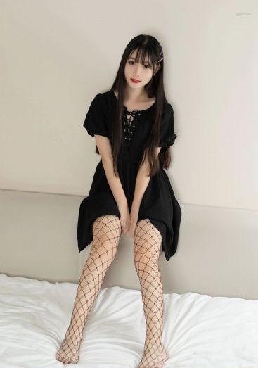 卧室偷拍夫妇性视频_无广告免费播放高清电影