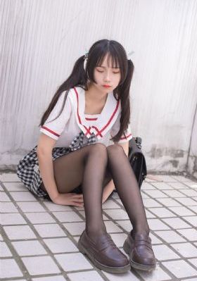三级艳舞在线_超清超清在线观看