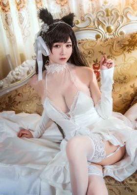 绝色保镖甘婷婷狂秀乳沟_1080免费播放